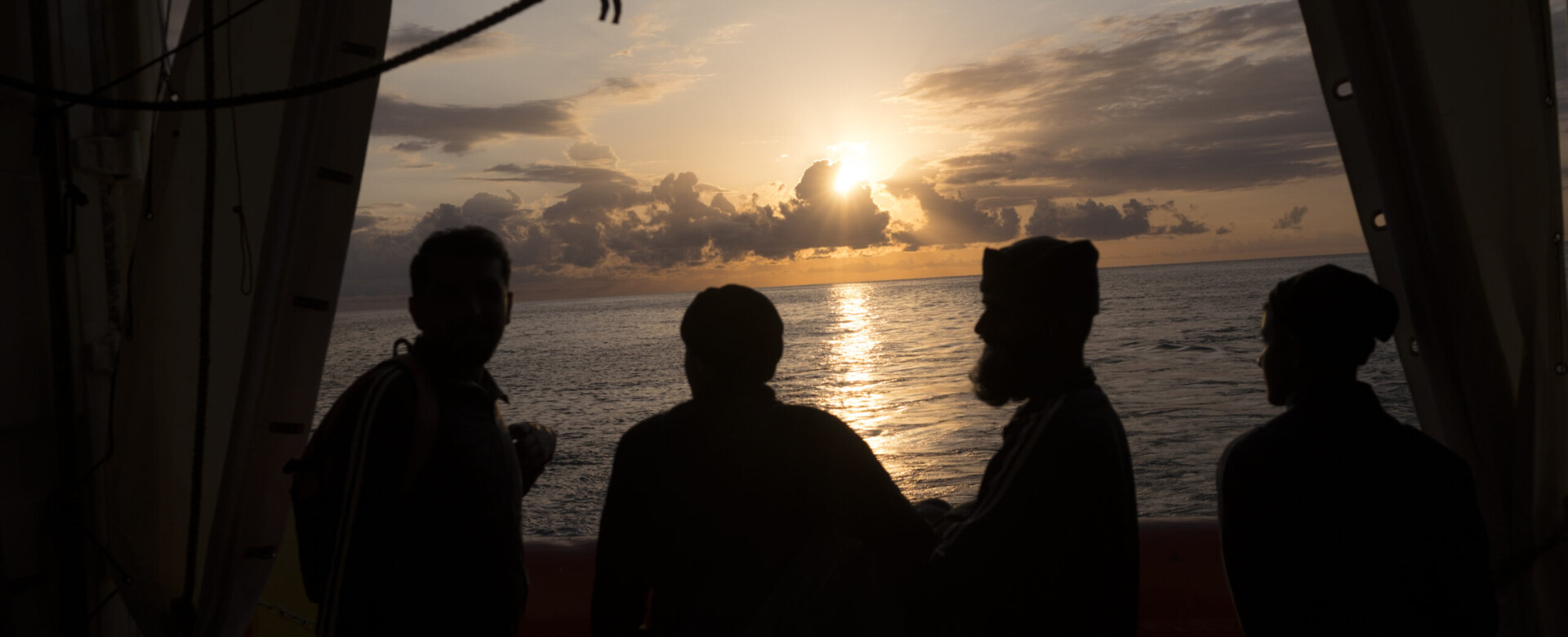SOS MEDITERRANEE / Javier Alvarez